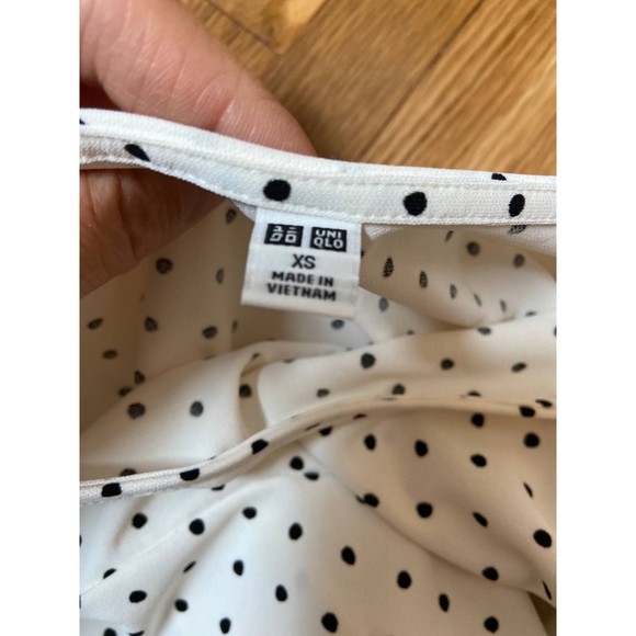 Uniqlo White Polka Dot Bell Sleeve Blouse XS - Picture 5 of 6